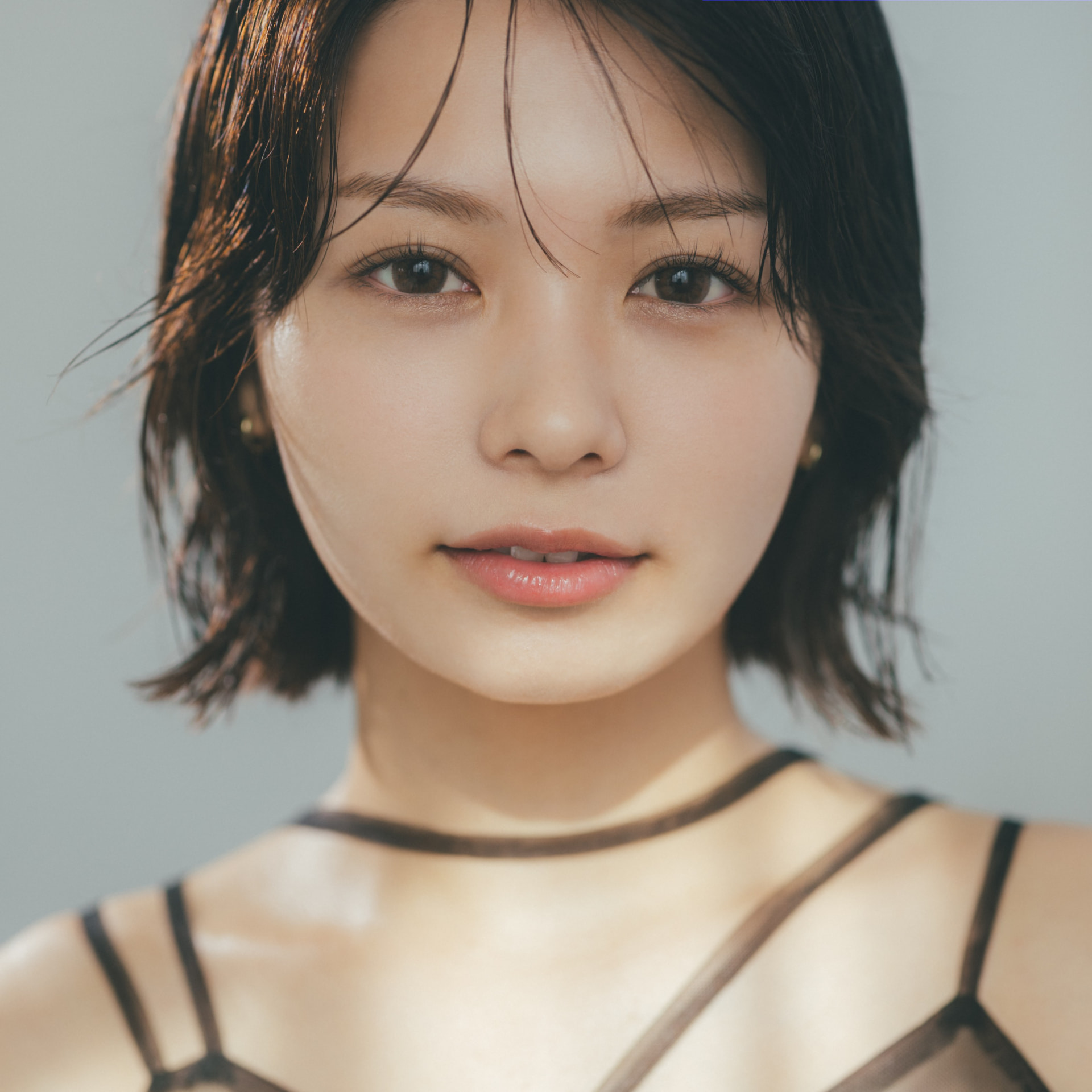 足立佳奈